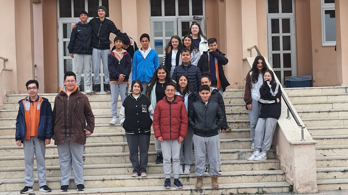 Öğrencilerimizin Mustafa Kemal Mesleki ve Teknik Lisesi Gezisi